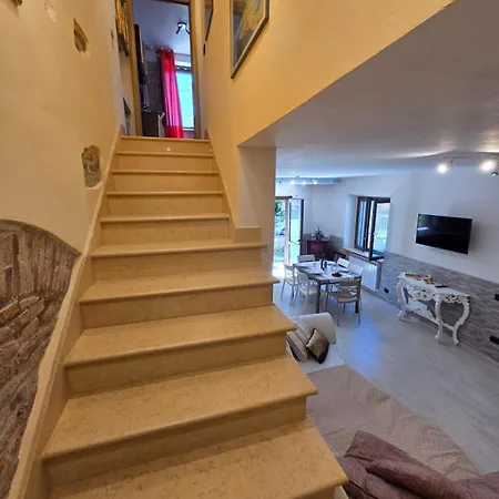 Casa Sara, Tuscan Charm